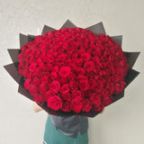 200 Red Roses Bouquet
