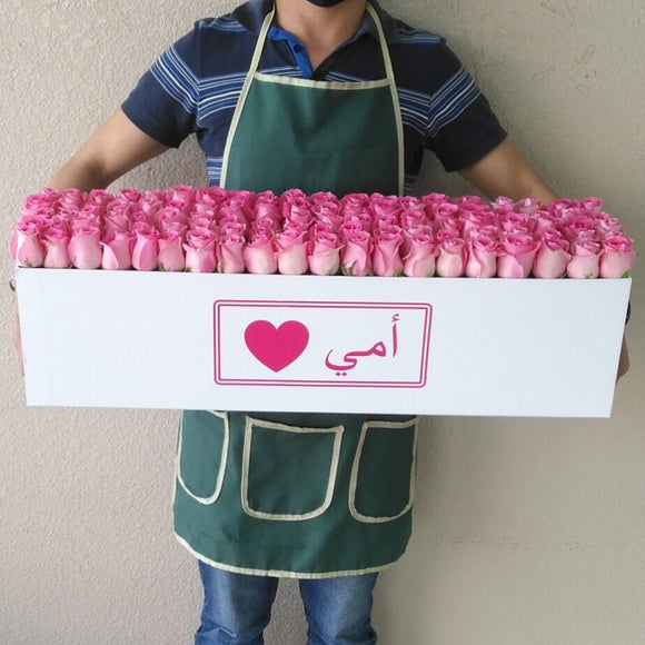 100 pink roses in a long box