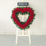 Heart shape roses arrangement