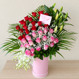 Pink round box - Flowers arragemnt