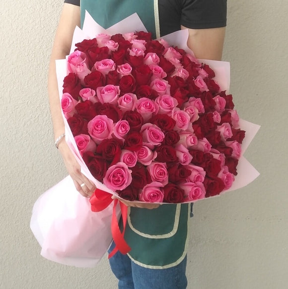 100 Pink and Red Roses Bouquet