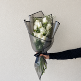 12 White roses Bouquet with 500g chocolate Patchi