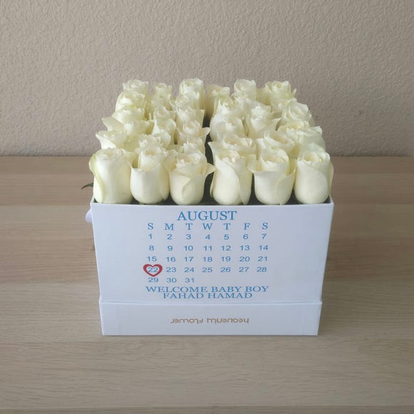 Deluxe Square white box - white roses ( Calendar )