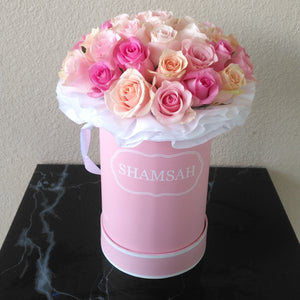 Pink Round Box - pastel colors Roses