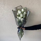 12 White roses Bouquet with 500g chocolate Patchi