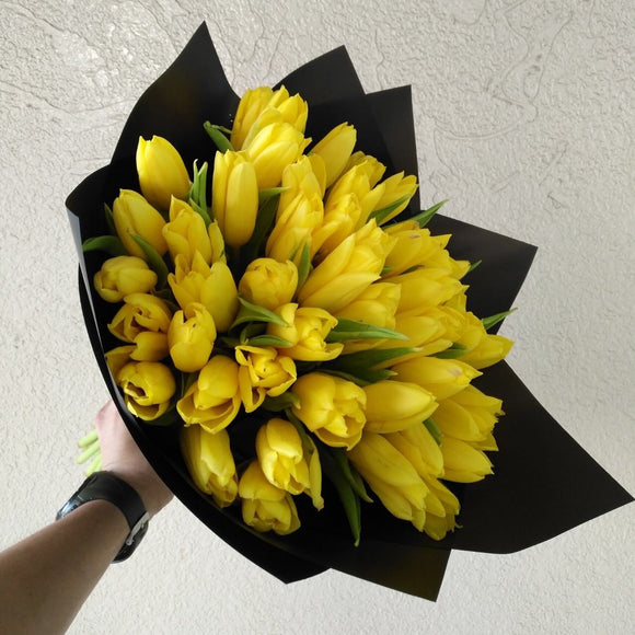Yellow Tulips Bouquet Delivery
