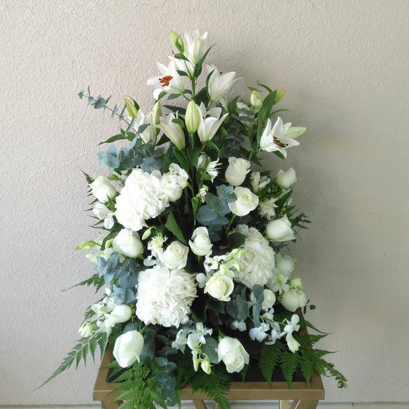 White flowers arrangement