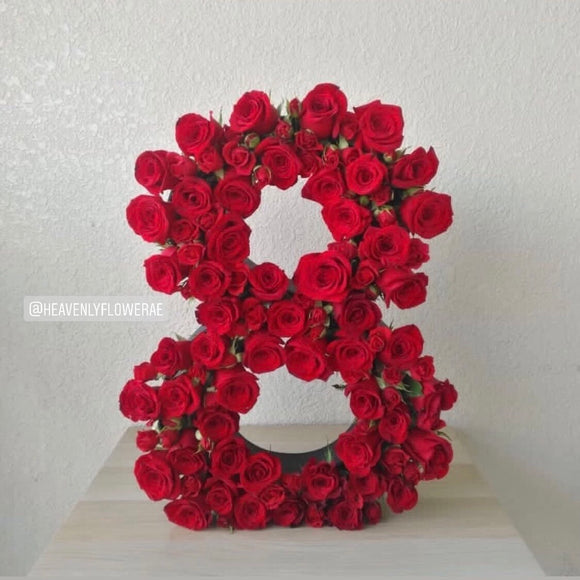 Number shaped roses box - Number 8