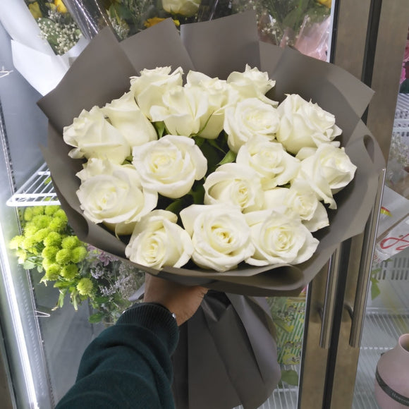 White roses Bouquet
