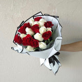 20 roses Bouquet - Red and white