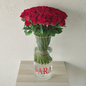 100 Red Roses In a vase