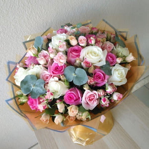 Assorted light Colors Bouquet