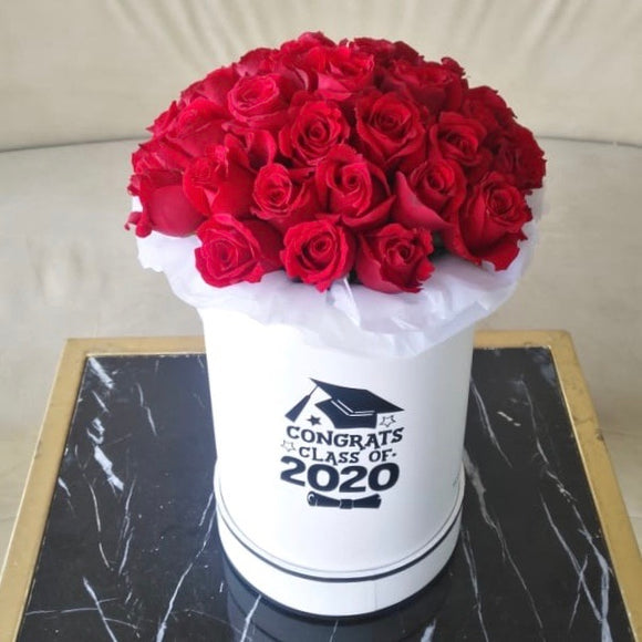 Red Roses Round box - Graduation