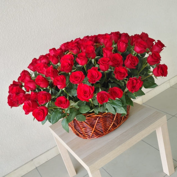 100 Red Roses In a big basket
