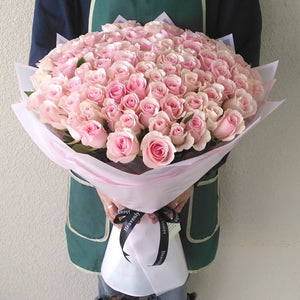 100 light Pink Roses Bouquet