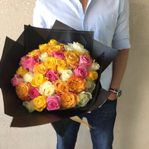 50 Mixed Roses Bouquet - delivery in Dubai